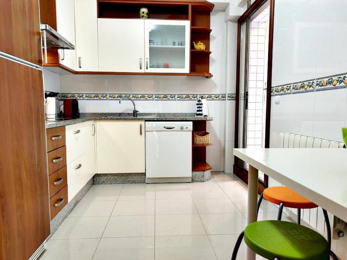 Holibai, Chulina, Cerca De La Playa, Con Piscina Y Parking Apartment Baiona Exterior photo